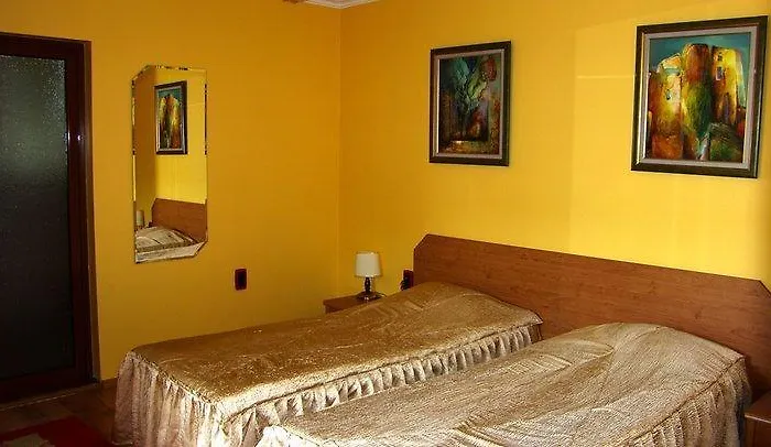 Family Silvestar Hotel