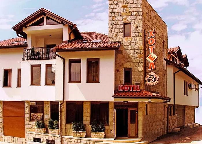 Family Silvestar Hotel 3*