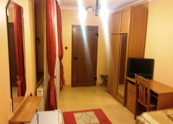 Hotel Family Silvestar 3*